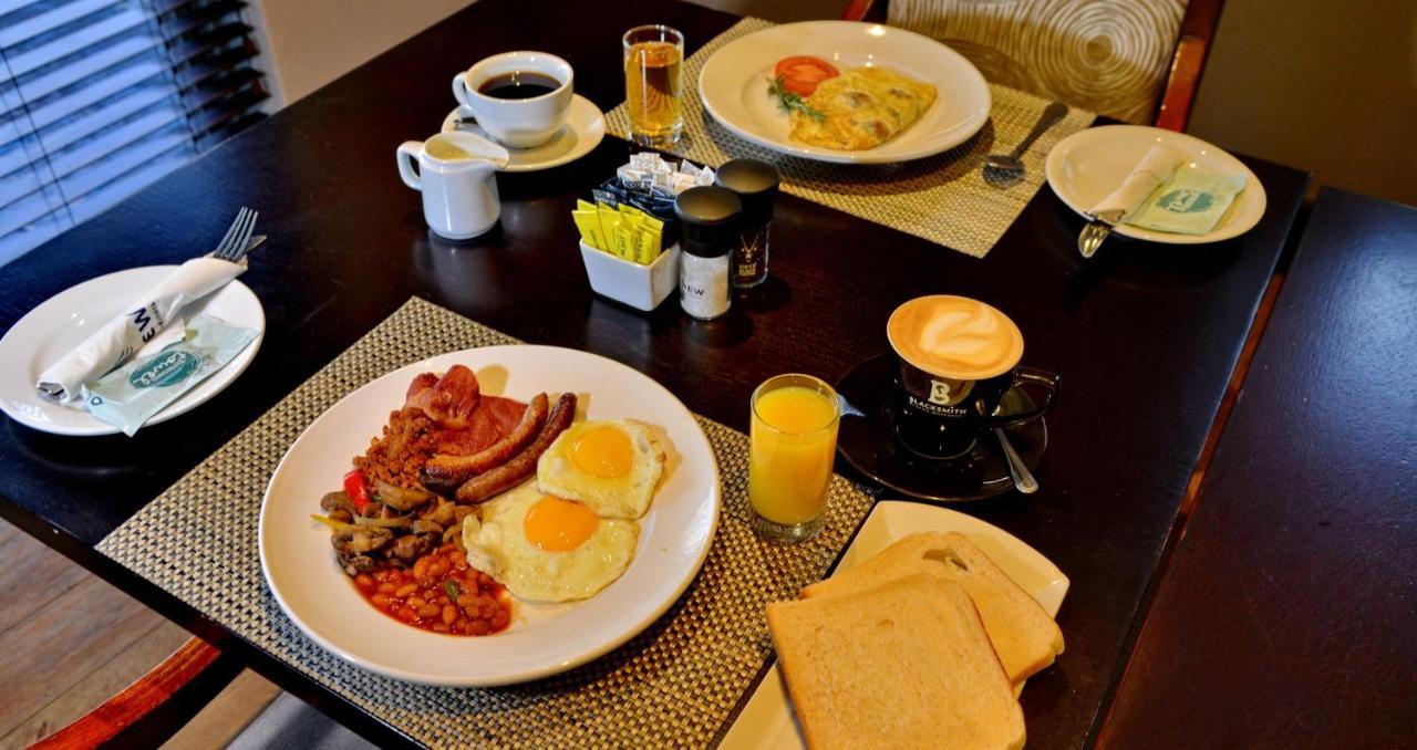 Anew Hotel Highveld Emalahleni エクステリア 写真