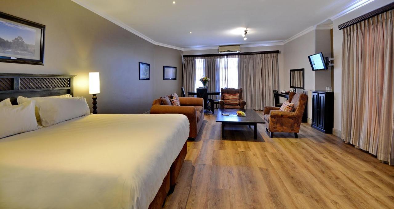 Anew Hotel Highveld Emalahleni エクステリア 写真