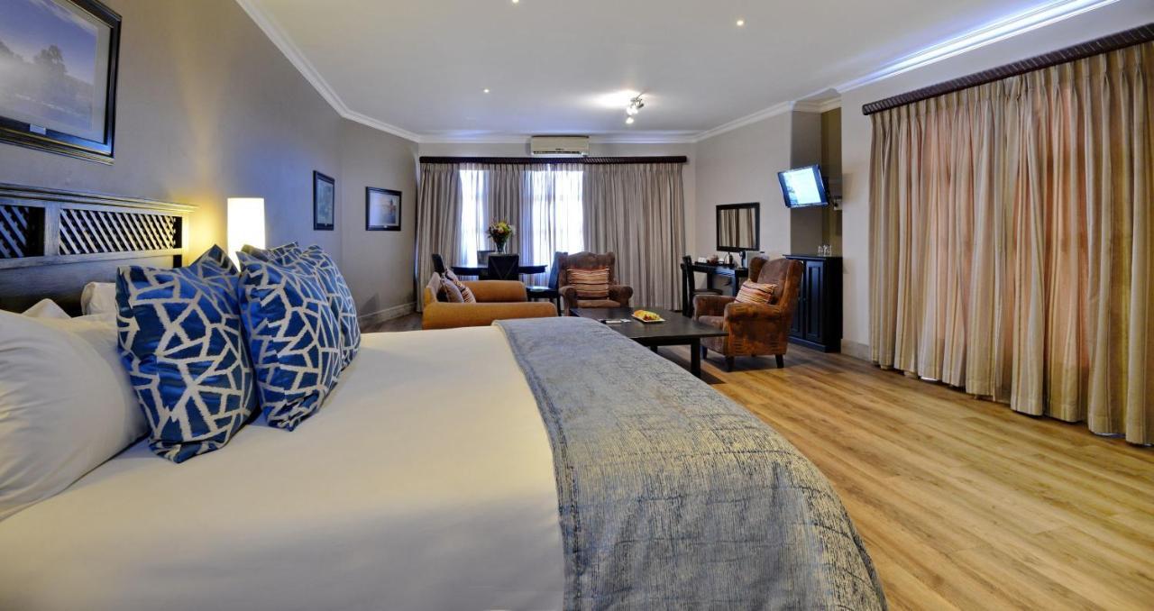 Anew Hotel Highveld Emalahleni エクステリア 写真