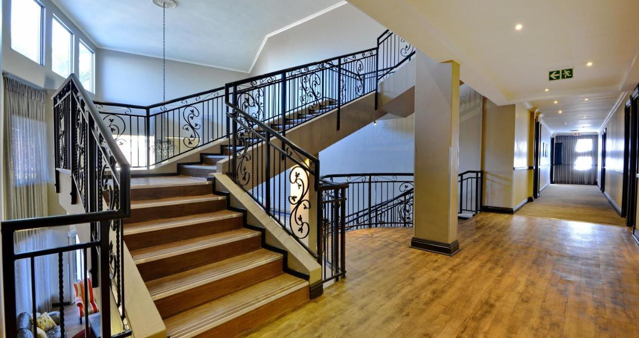 Anew Hotel Highveld Emalahleni エクステリア 写真