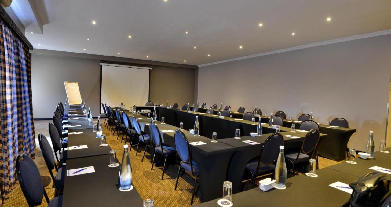 Anew Hotel Highveld Emalahleni エクステリア 写真